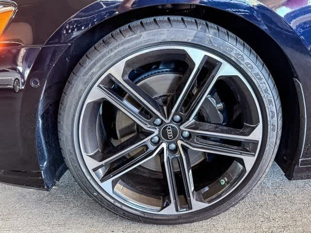 Thumbnail: 2025 Audi A8 - 9