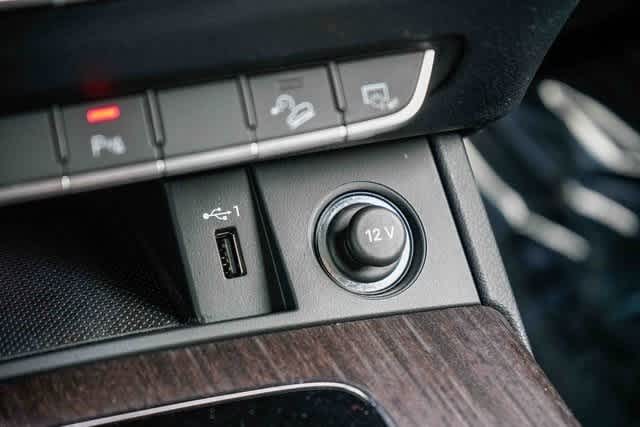 Thumbnail: 2022 Audi Q5 - 22