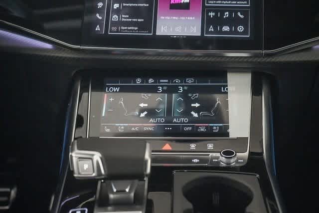 Thumbnail: 2025 Audi SQ7 - 19