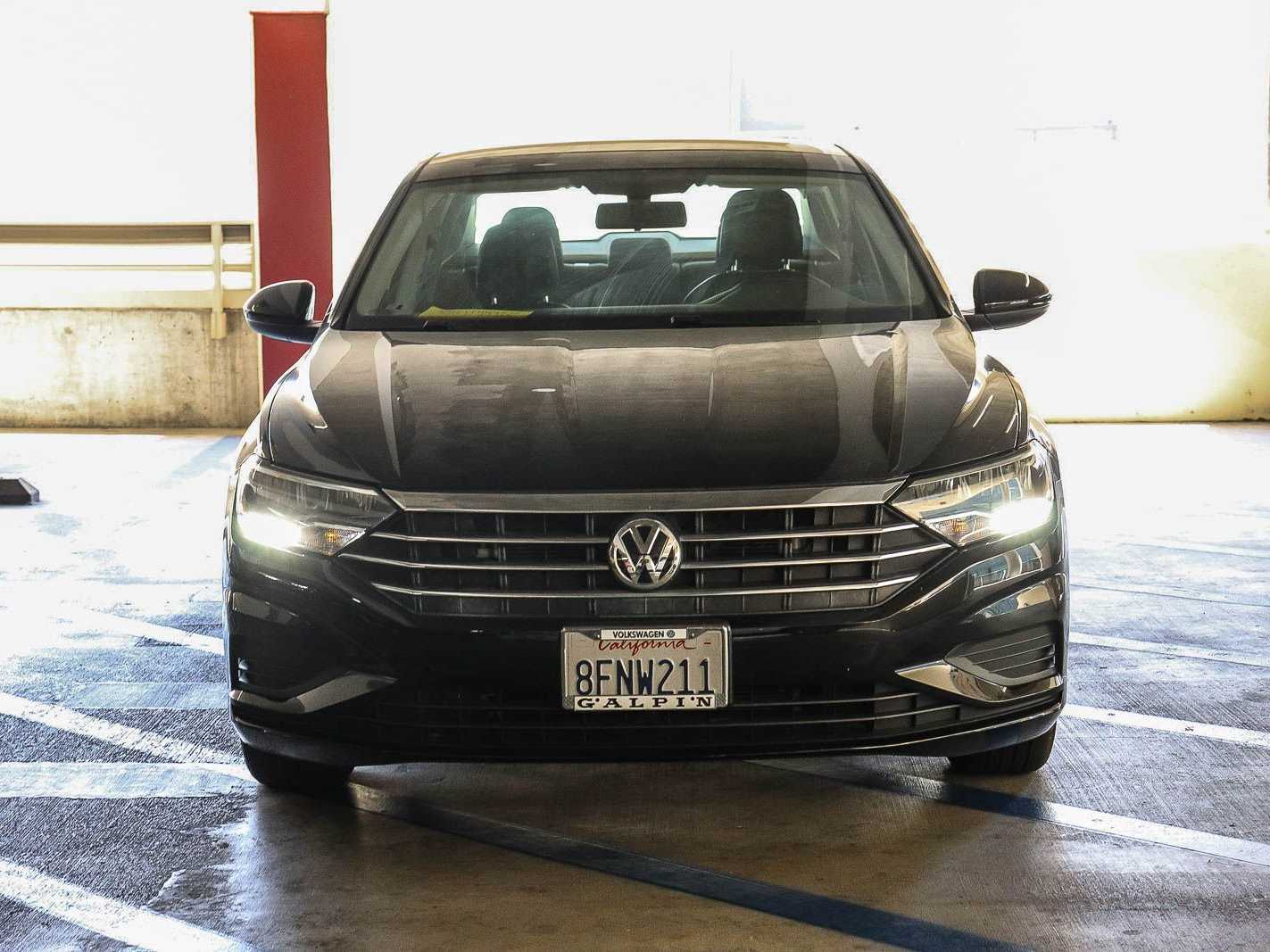 Thumbnail: 2019 Volkswagen Jetta - 5