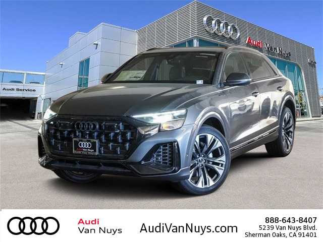 Thumbnail: 2025 Audi Q8 - 1
