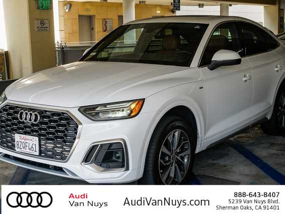 Thumbnail: 2022 Audi Q5 - 1