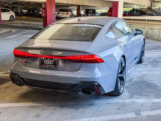 Thumbnail: 2026 Audi RS 7 - 4