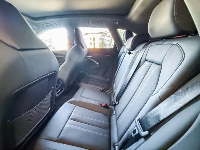 Thumbnail: 2025 Audi Q5 - 18