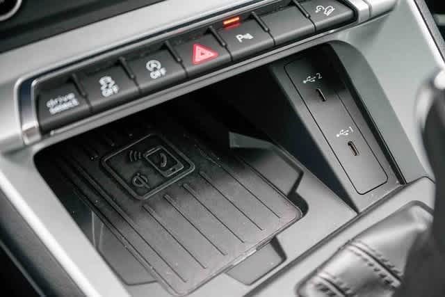 Thumbnail: 2023 Audi Q3 - 21