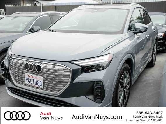 Thumbnail: 2023 Audi Q4 e-tron - 1