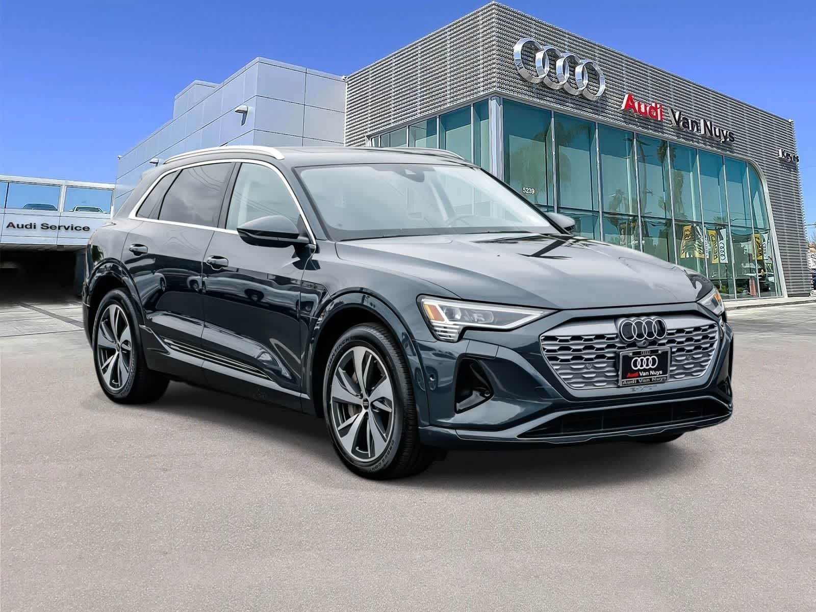 Thumbnail: 2024 Audi Q8 e-tron - 5