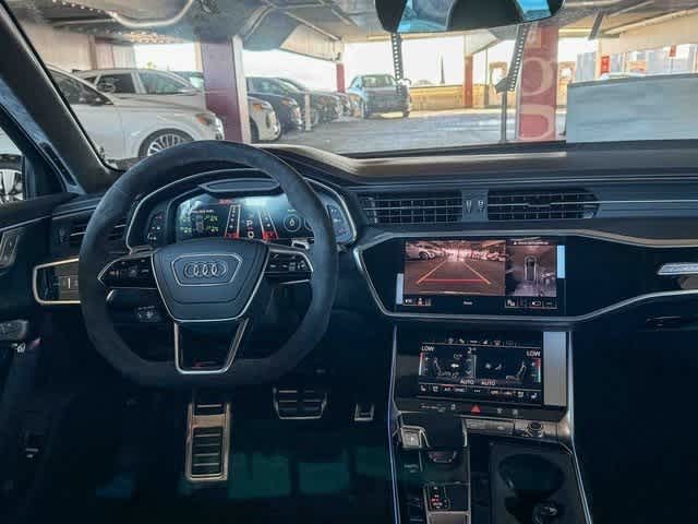 Thumbnail: 2026 Audi RS 6 - 13