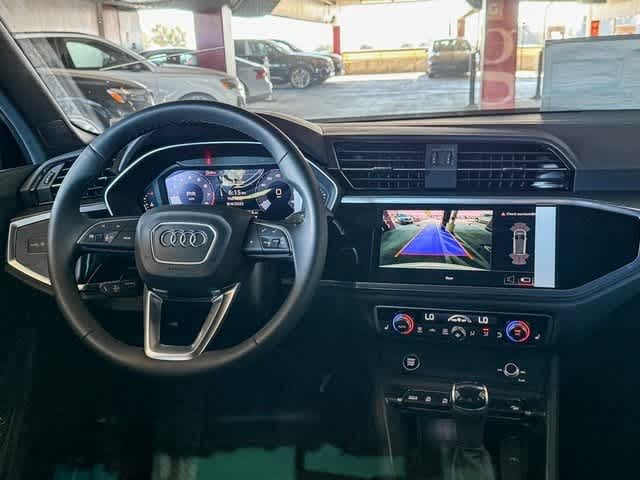 Thumbnail: 2025 Audi Q3 - 13