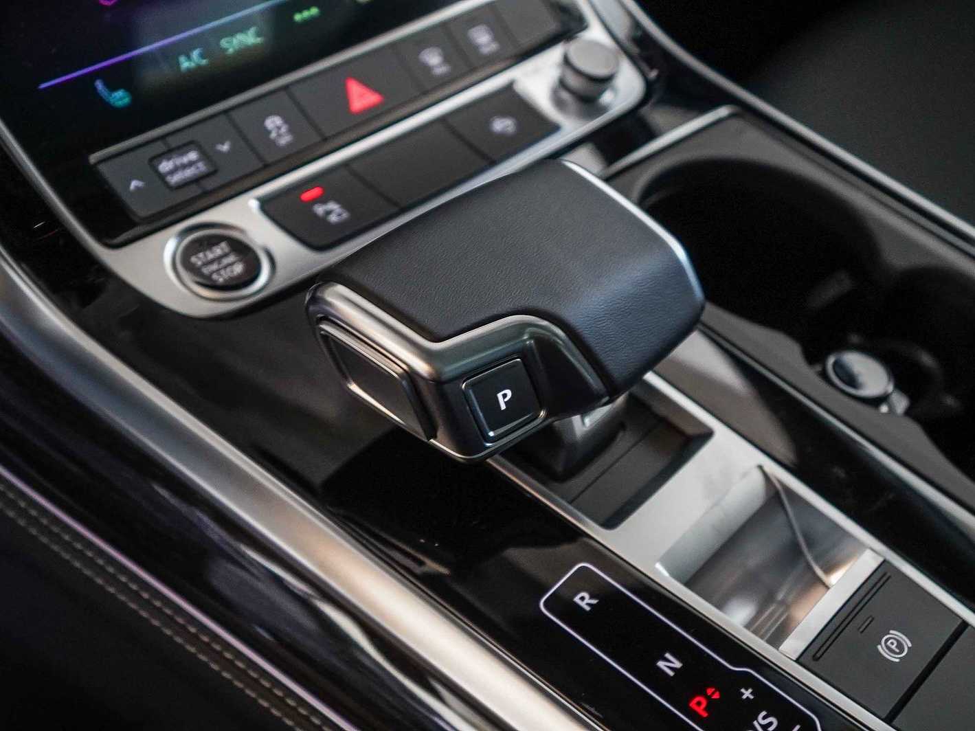 Thumbnail: 2026 Audi Q7 - 22