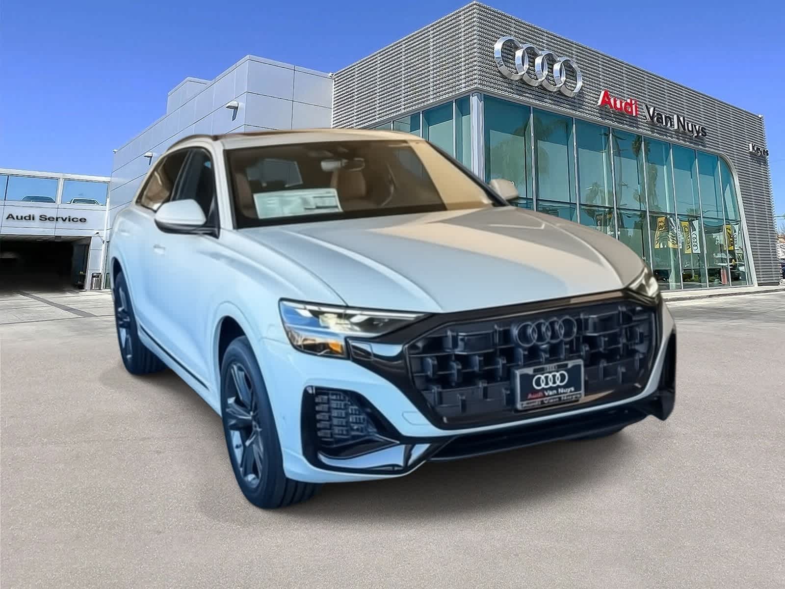 Thumbnail: 2026 Audi Q8 - 3