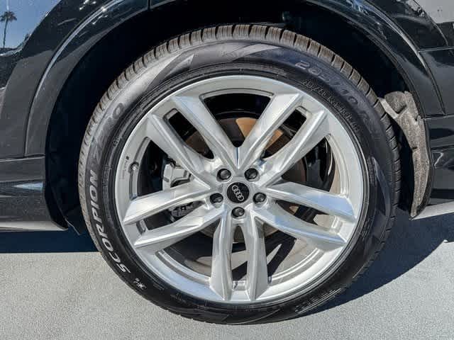 Thumbnail: 2025 Audi Q7 - 8