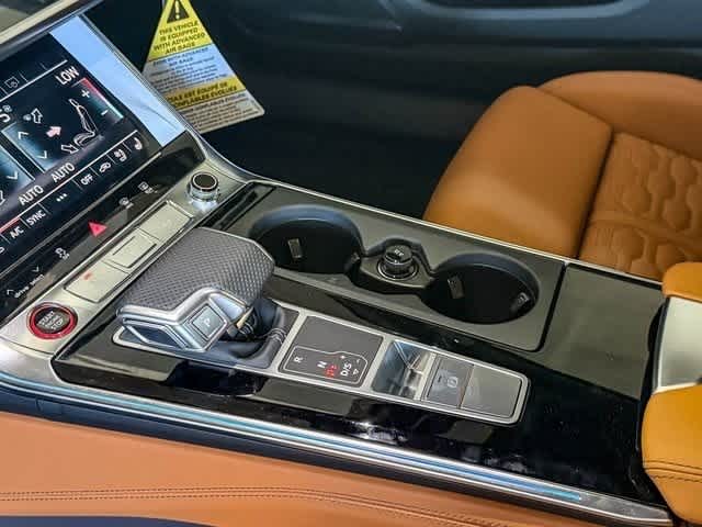 Thumbnail: 2025 Audi RS 6 - 20