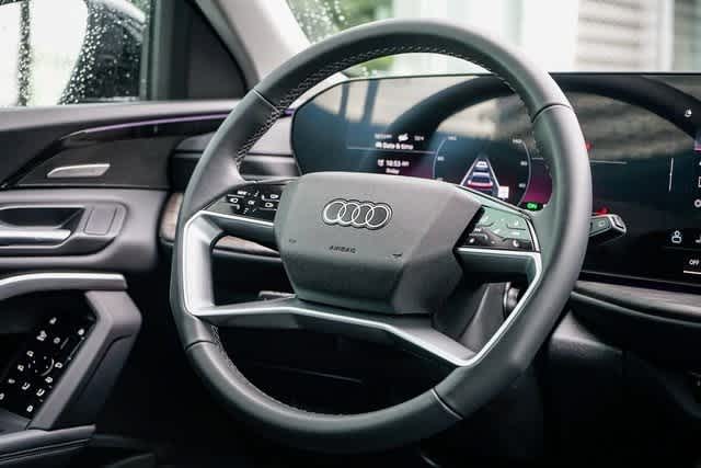 Thumbnail: 2025 Audi Q5 - 15