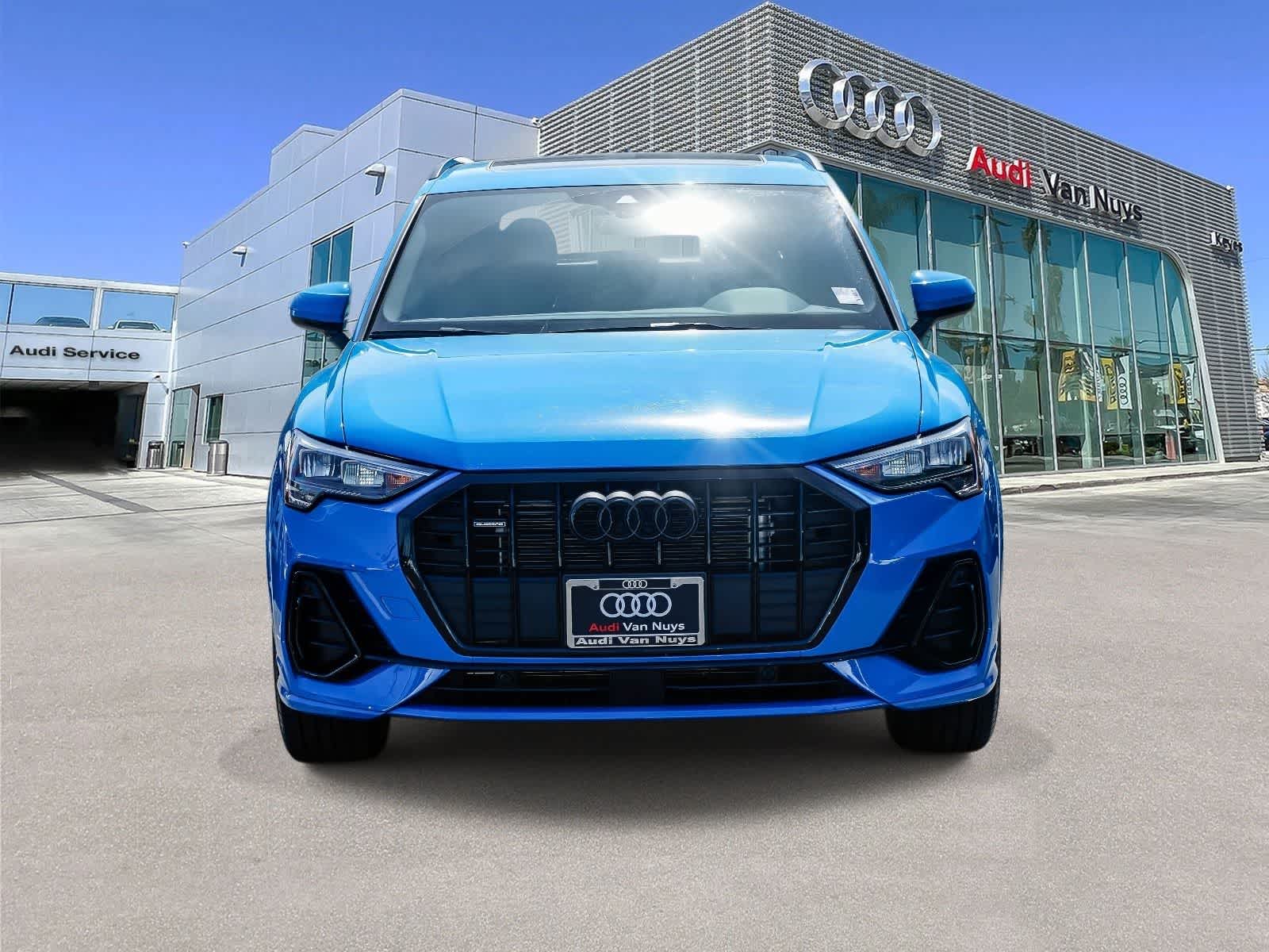 Thumbnail: 2022 Audi Q3 - 6