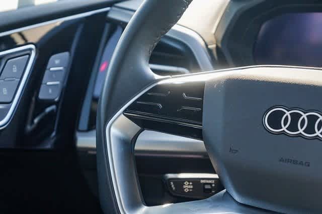 Thumbnail: 2023 Audi Q4 e-tron - 16