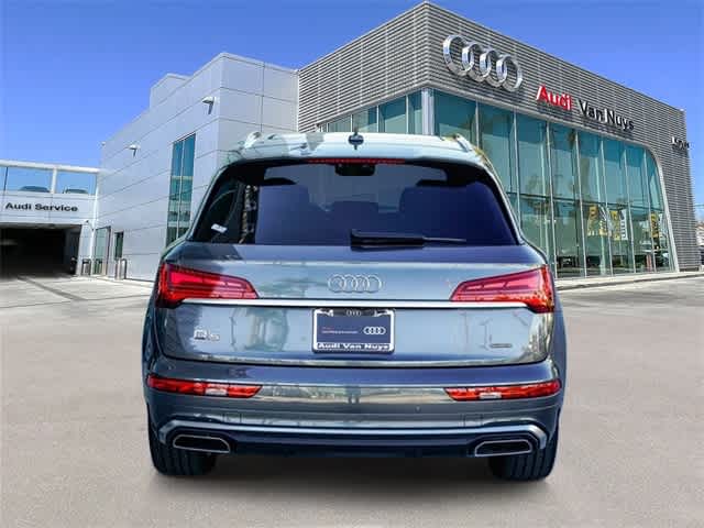 Thumbnail: 2022 Audi Q5 - 3