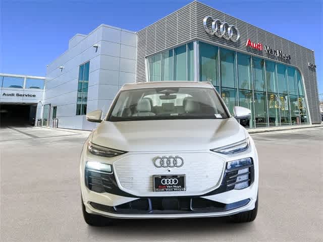 Thumbnail: 2025 Audi Q6 e-tron - 6