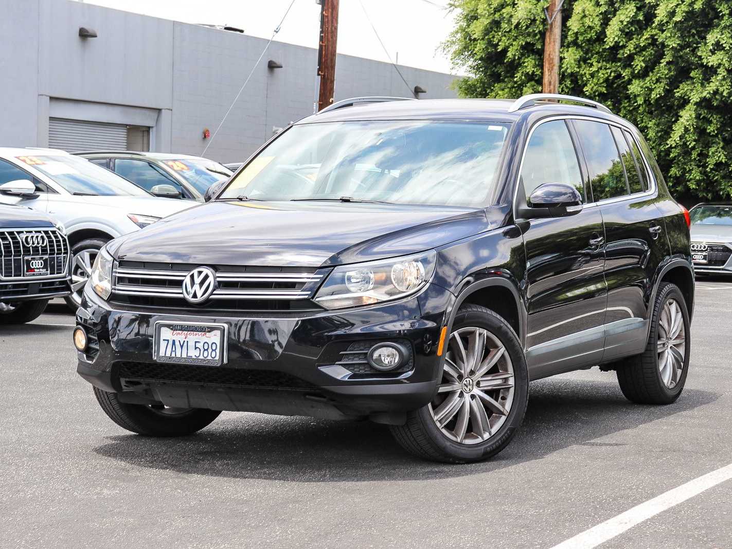 2013 Volkswagen Tiguan SE -
                  Sherman Oaks, CA