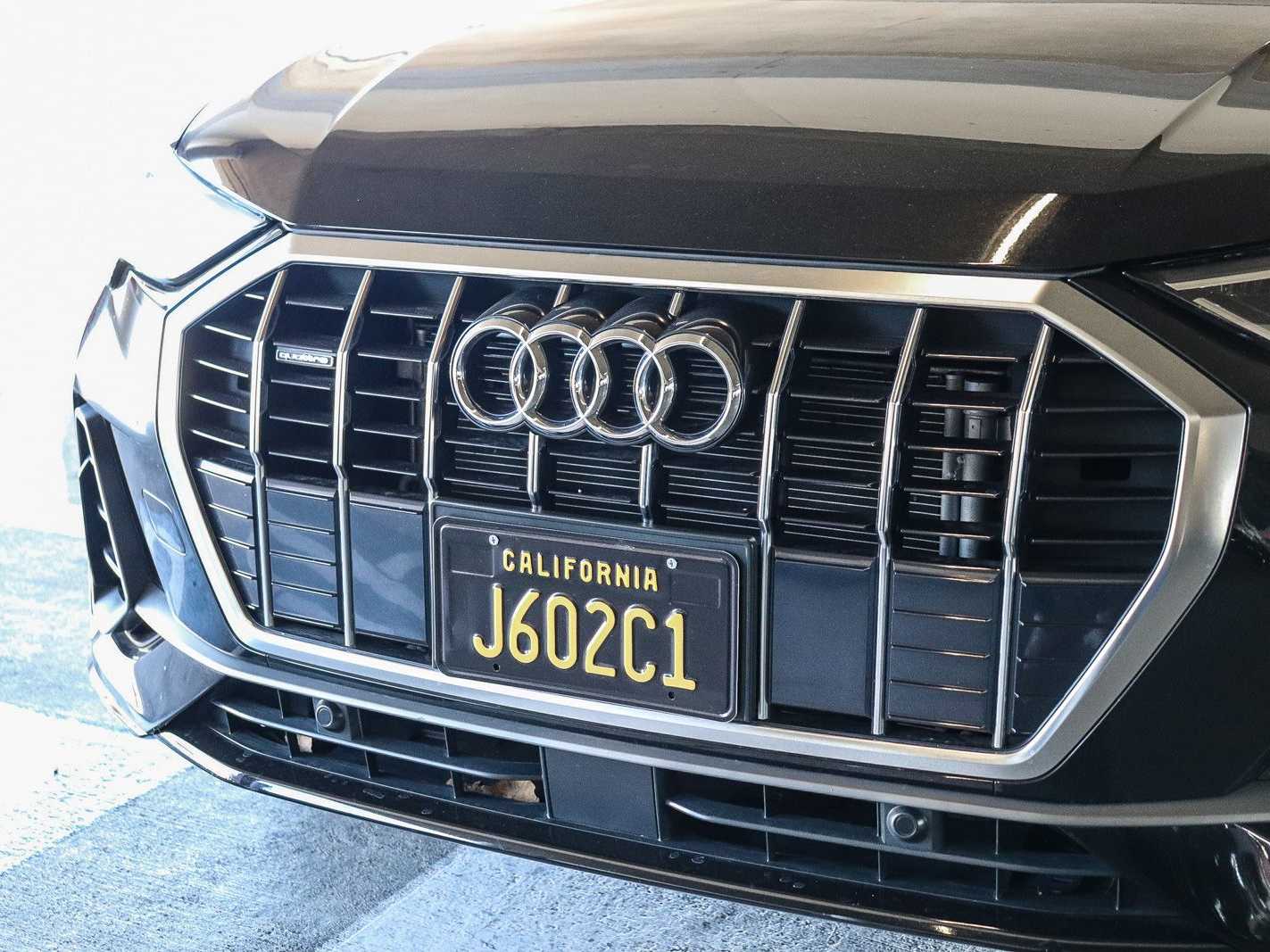 Thumbnail: 2023 Audi Q3 - 8