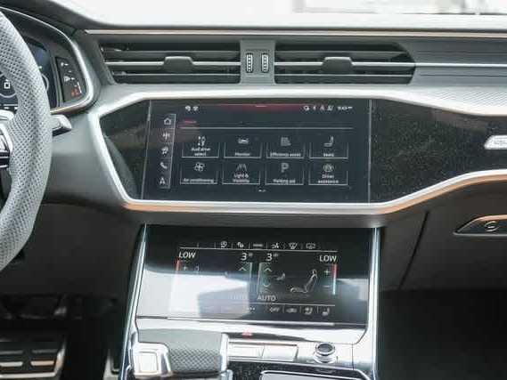 Thumbnail: 2025 Audi RS 7 - 18