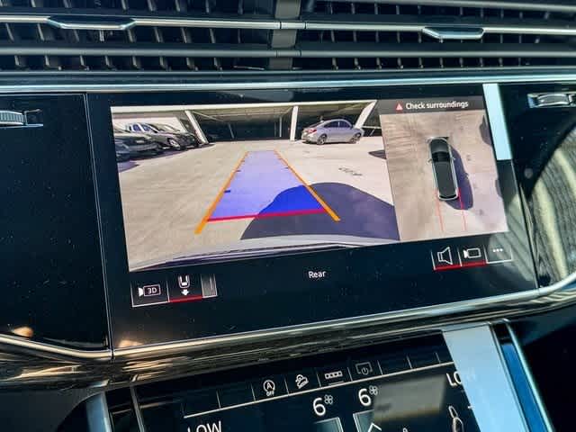 Thumbnail: 2025 Audi Q7 - 25