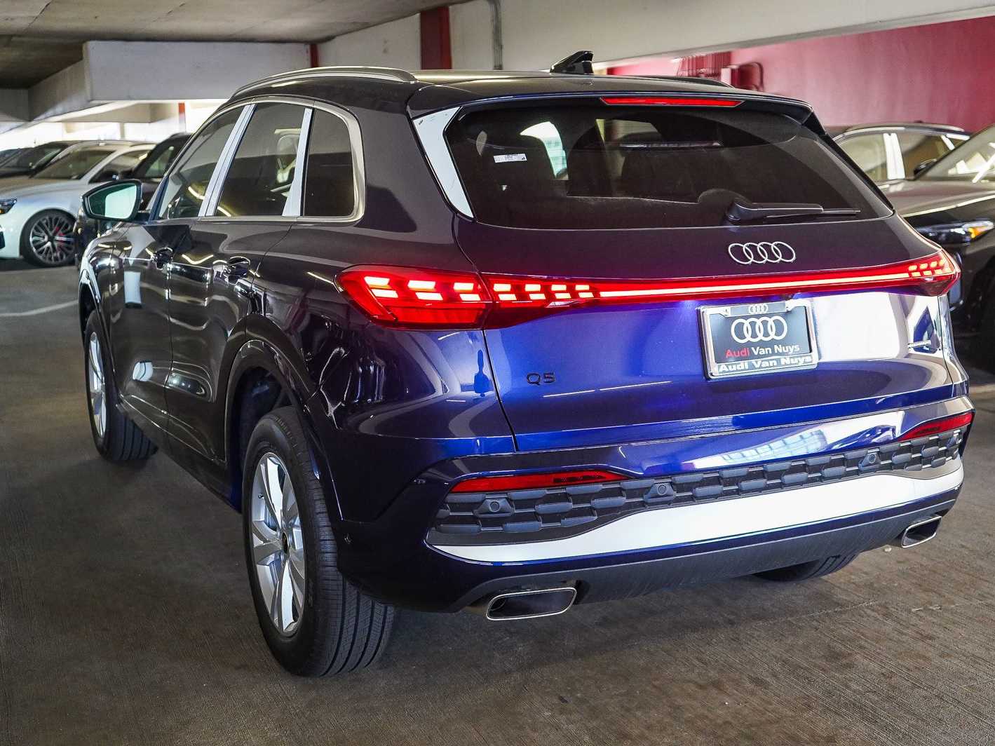 Thumbnail: 2026 Audi Q5 - 6