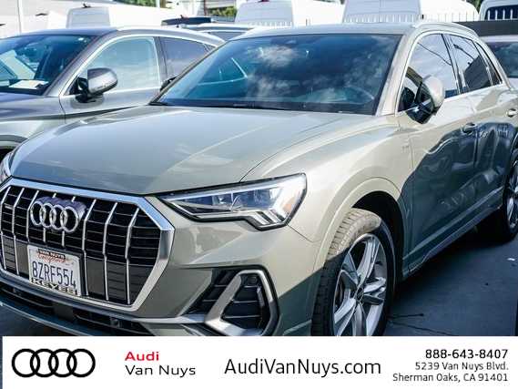Thumbnail: 2022 Audi Q3 - 1