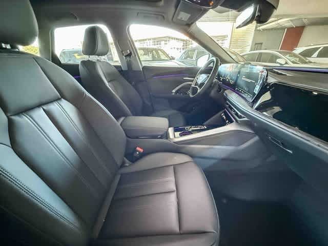 Thumbnail: 2025 Audi Q5 - 17