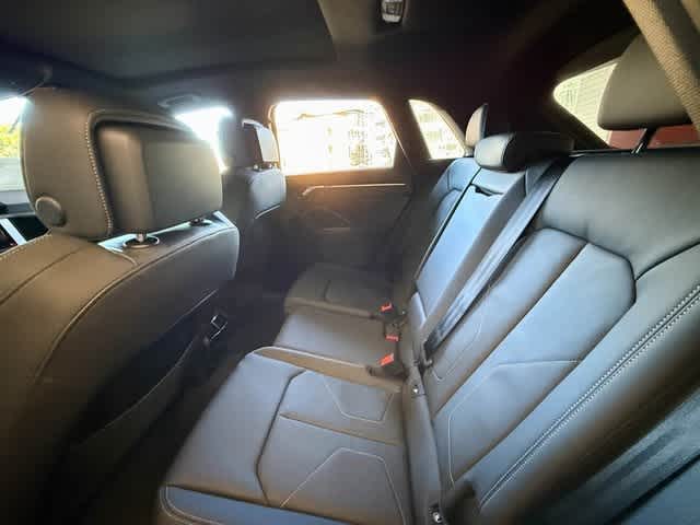 Thumbnail: 2025 Audi Q3 - 18