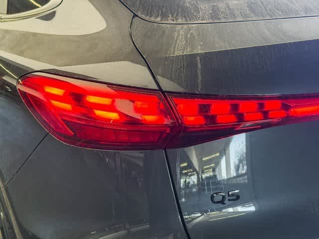Thumbnail: 2025 Audi Q5 - 7