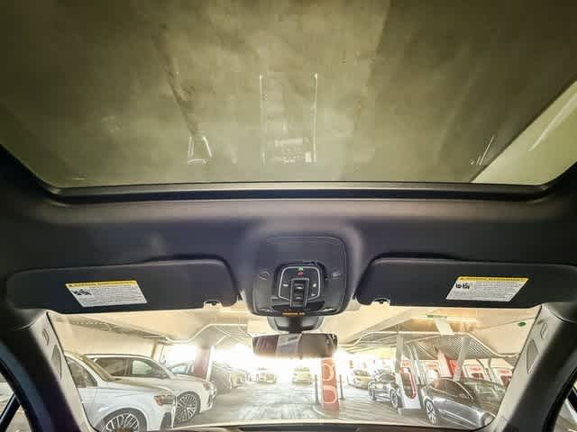 Thumbnail: 2025 Audi Q7 - 16