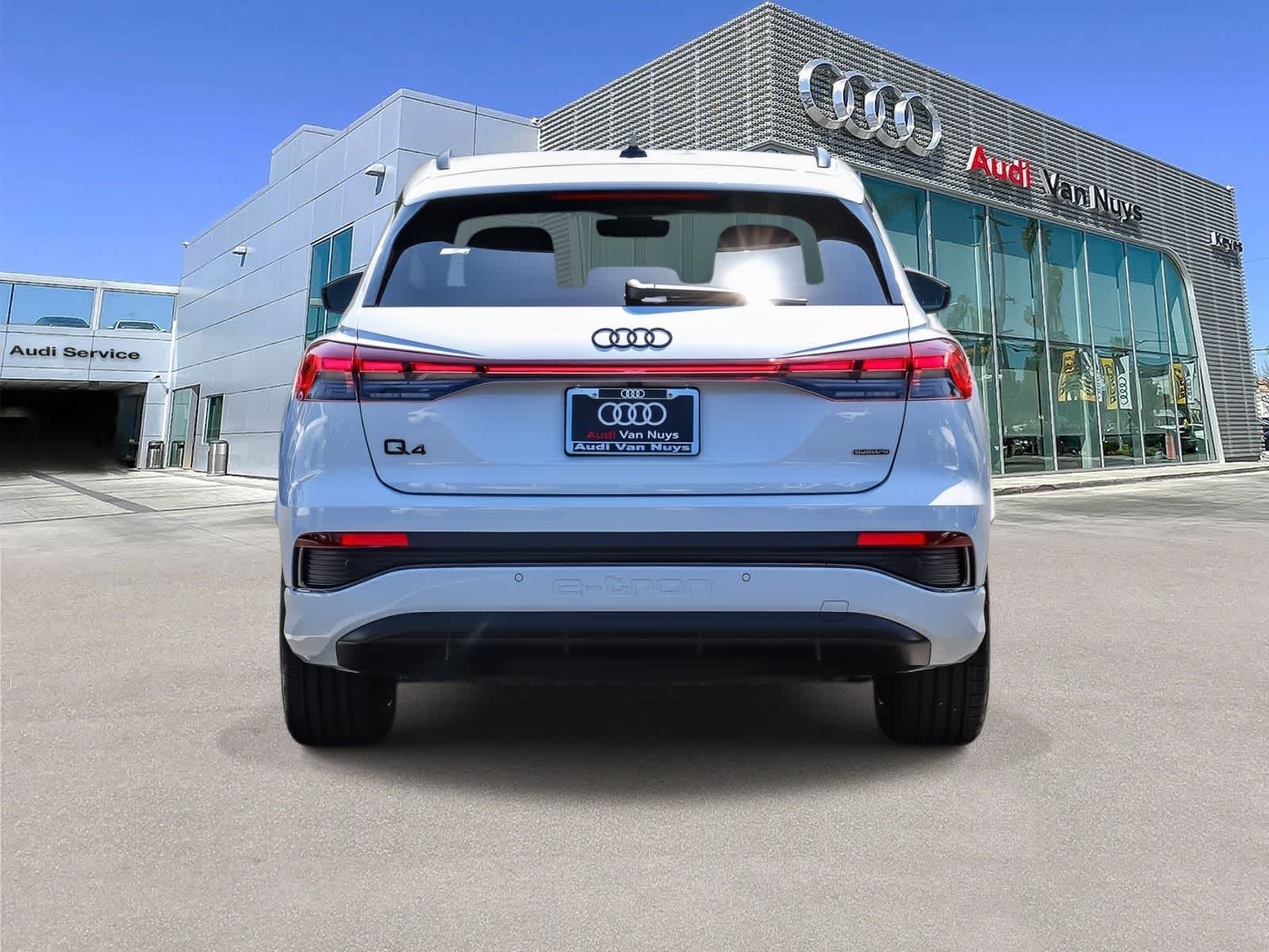 Thumbnail: 2025 Audi Q4 e-tron - 2