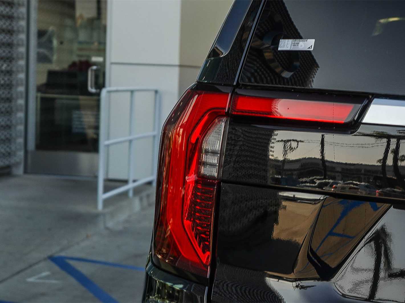 Thumbnail: 2025 GMC Yukon XL - 7