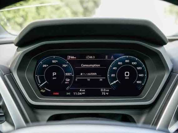 Thumbnail: 2026 Audi Q4 e-tron - 25