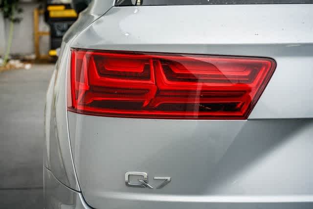 Thumbnail: 2019 Audi Q7 - 9