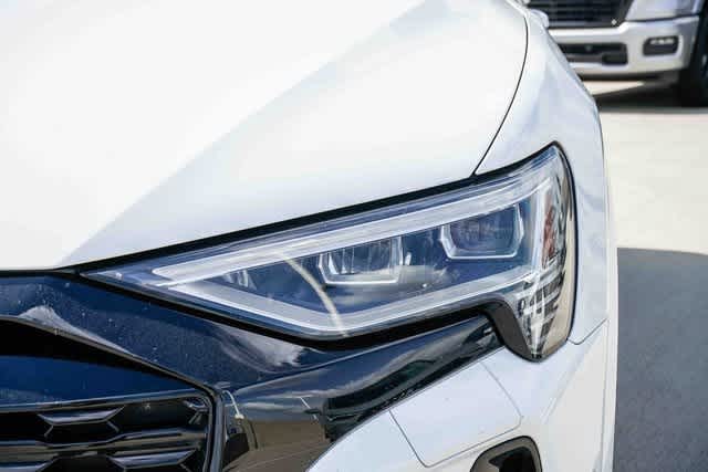 Thumbnail: 2024 Audi Q8 e-tron - 7