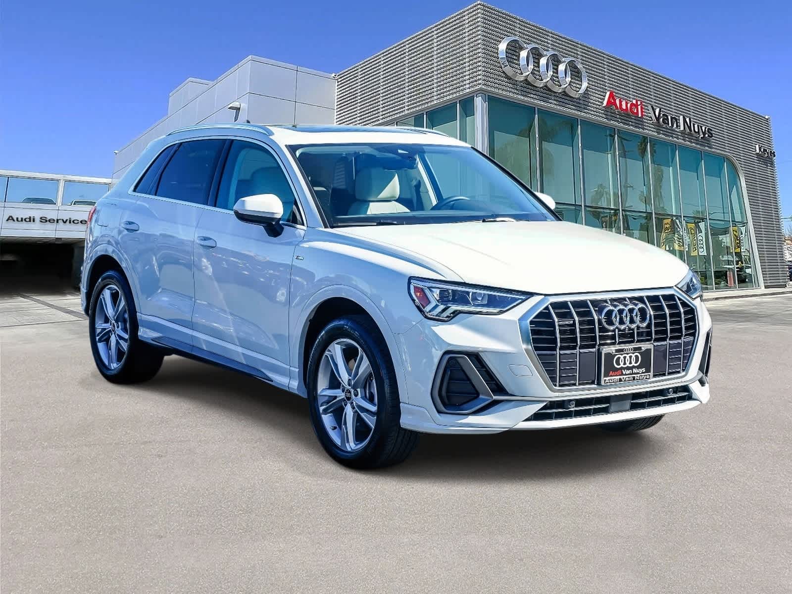 Thumbnail: 2022 Audi Q3 - 5