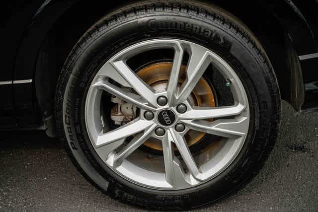 Thumbnail: 2023 Audi Q3 - 10