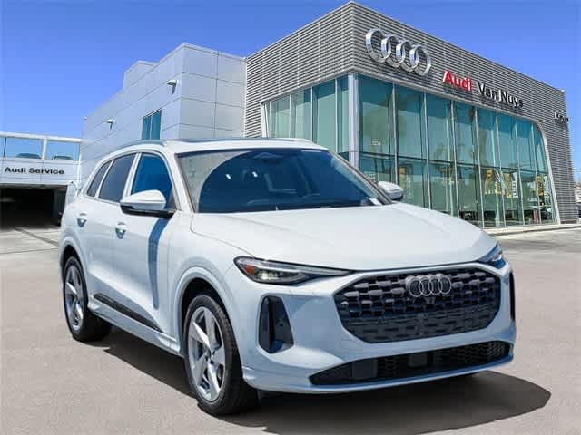 Thumbnail: 2025 Audi Q5 - 5