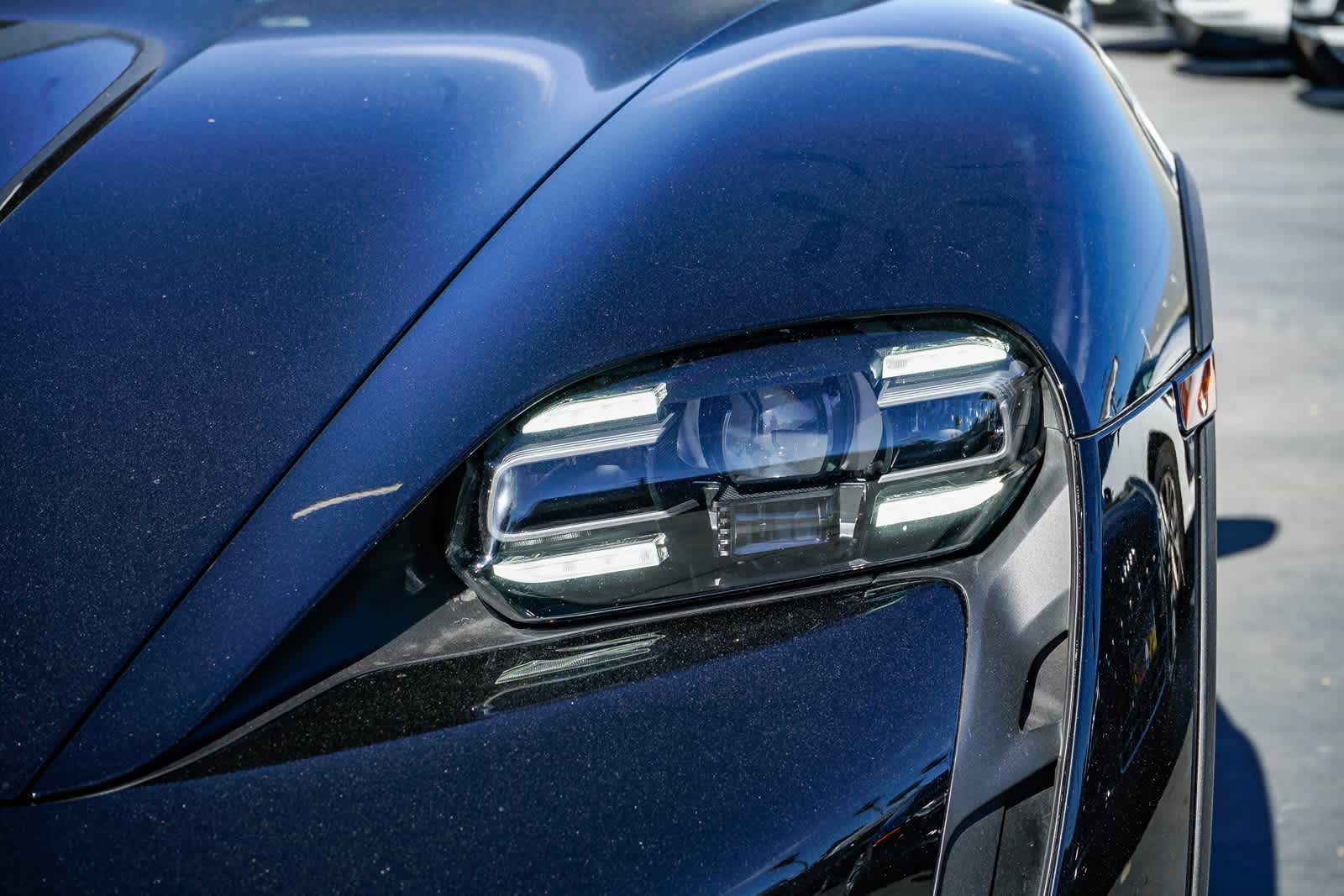 Thumbnail: 2023 Porsche Taycan - 7