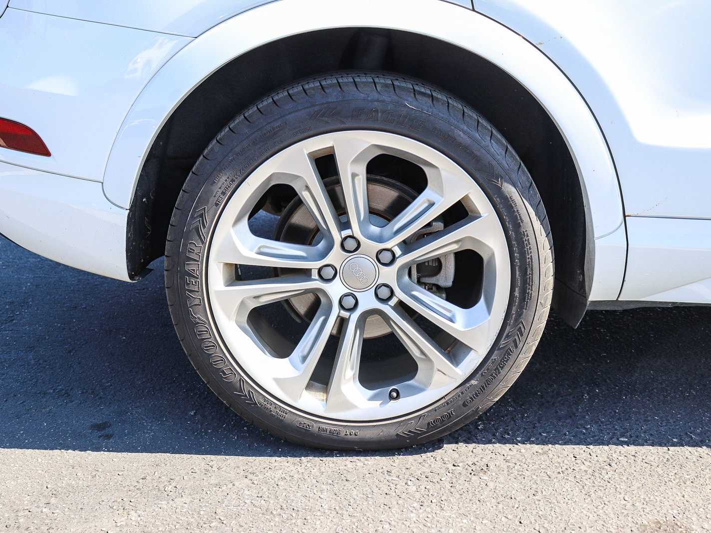 Thumbnail: 2018 Audi Q3 - 10