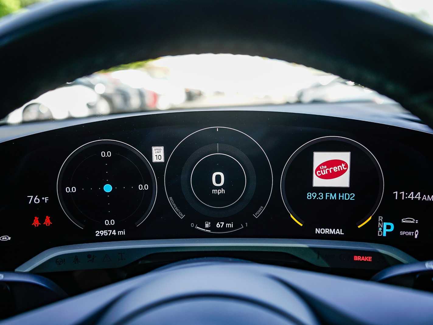 Thumbnail: 2023 Porsche Taycan - 25