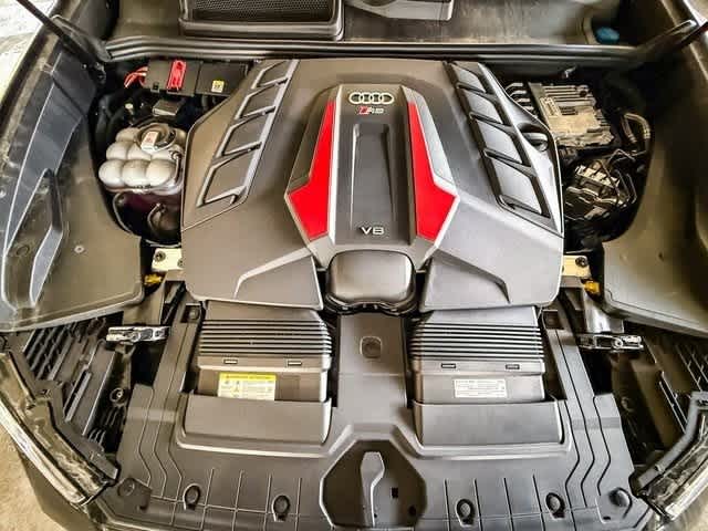 Thumbnail: 2025 Audi RS Q8 - 27