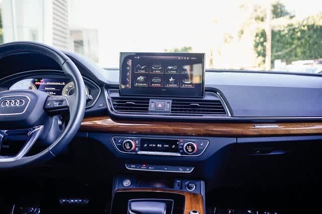 Thumbnail: 2022 Audi Q5 - 13