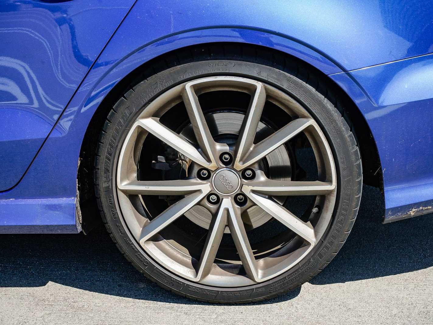 Thumbnail: 2016 Audi S3 - 10