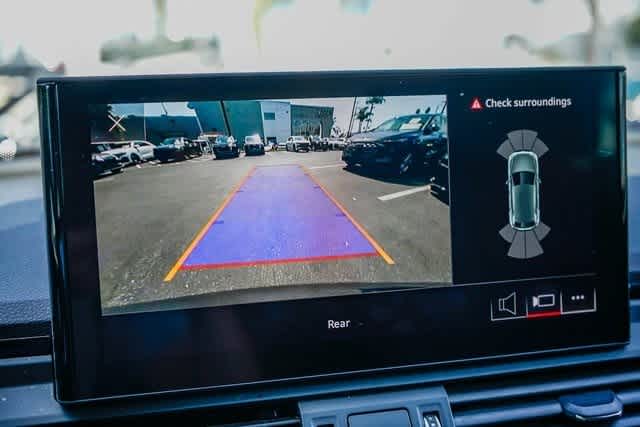 Thumbnail: 2022 Audi Q5 - 24