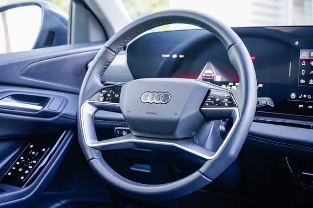 Thumbnail: 2025 Audi Q6 e-tron - 15