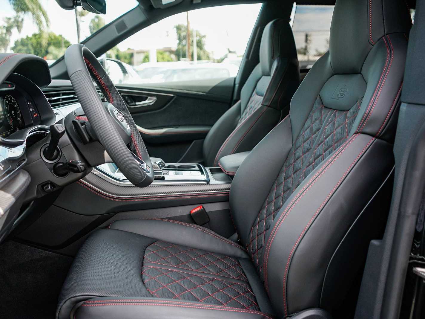 Thumbnail: 2026 Audi Q8 - 17