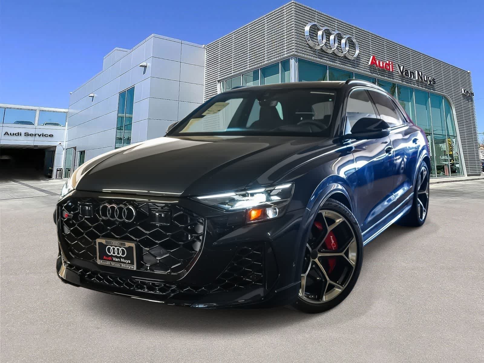 Thumbnail: 2026 Audi RS Q8 - 1